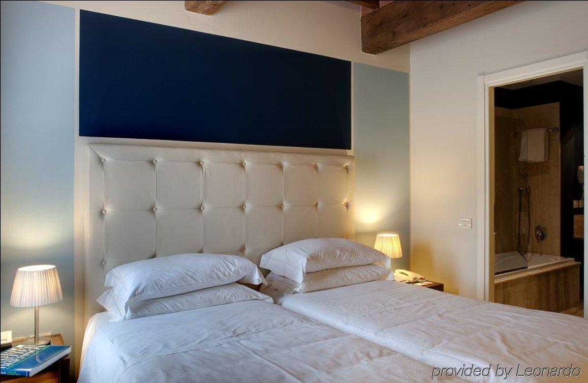Hotel 500 Firenze Campi Bisenzio Buitenkant foto