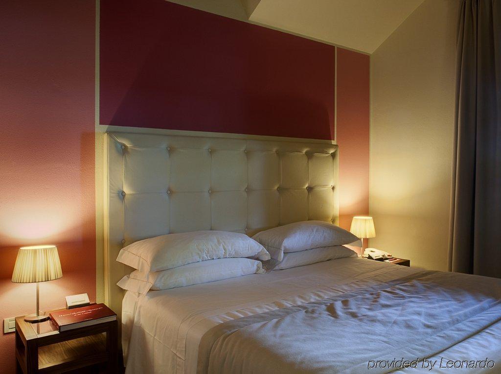 Hotel 500 Firenze Campi Bisenzio Buitenkant foto